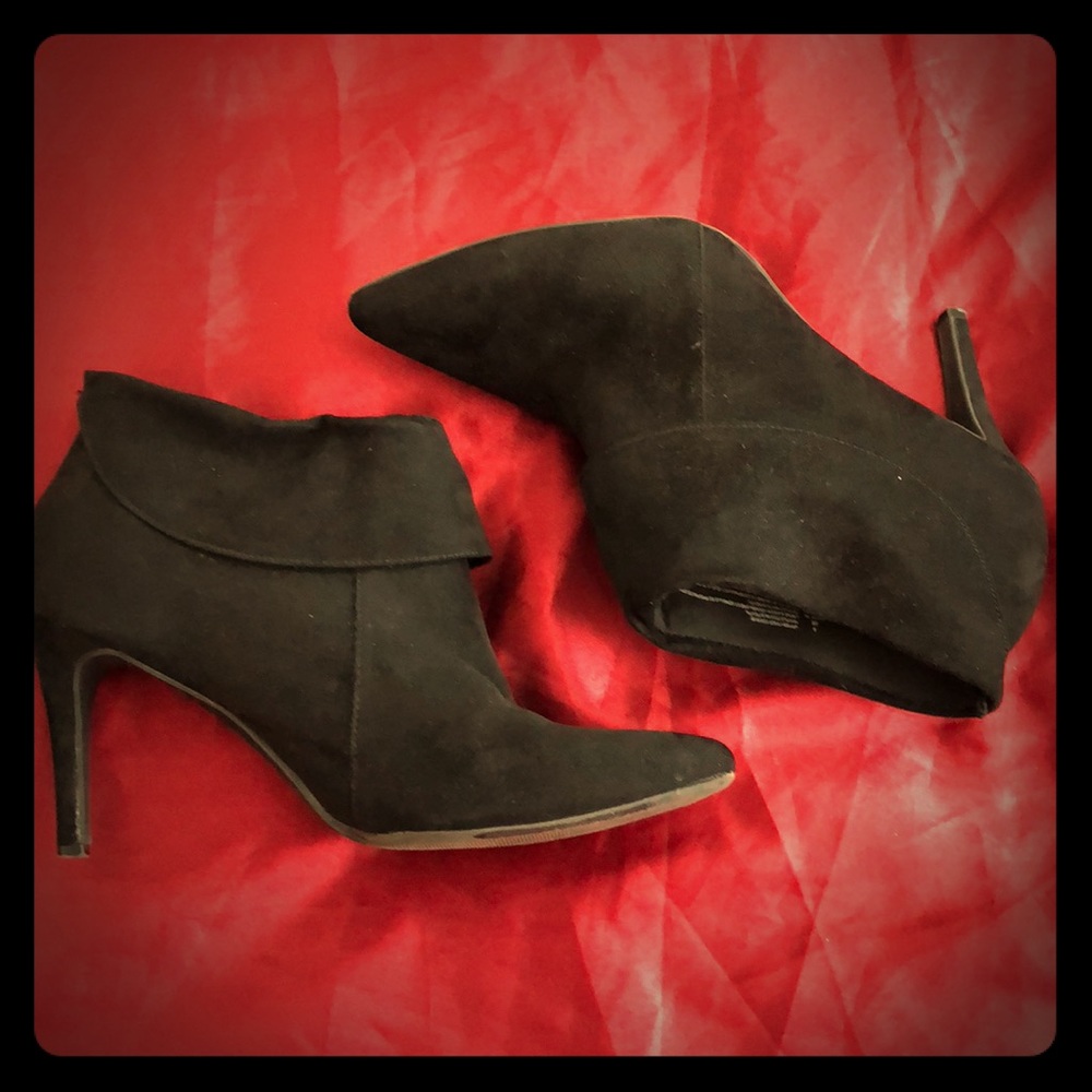 Point booties